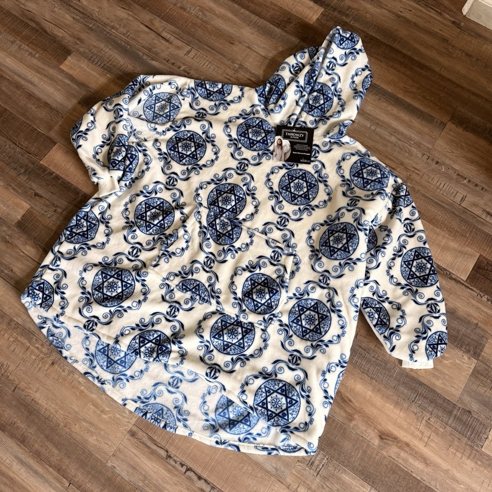 Marlo Lorenz Throwzy Junior NWT Blue Print Poncho Wearable‎ Hooded Blanket OSFA